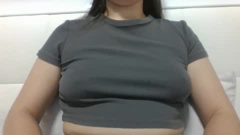 Snapshot of vanesajewel chatting on October 29, 2025, 10:55 pm VanesaJewel online show from October 29, 2025, 10:55 pm