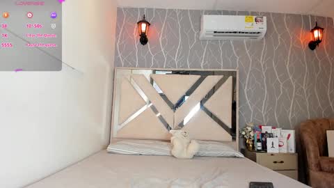    online show from January 30, 2025, 12:37 pm