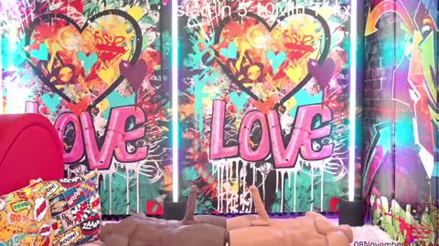 Snapshot of vanessa_love chatting on November 8, 2025, 3:23 pm Vanessa online show from November 8, 2025, 3:23 pm