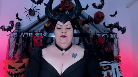 Vanessa online show from October 30, 2025, 12:17 pm