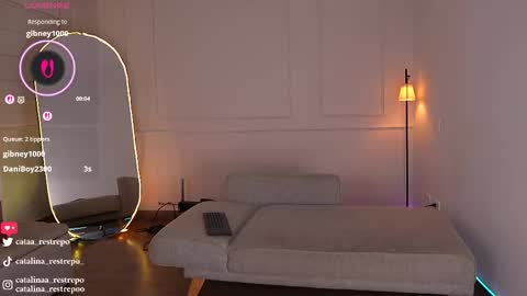 vanessa sexxy online show from October 21, 2025, 2:56 am