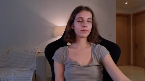Snapshot of vanessabayer chatting on December 22, 2024, 8:05 am vanessa online show from December 22, 2024, 8:05 am