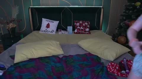 vanessabeautyy online show from December 15, 2024, 3:13 am