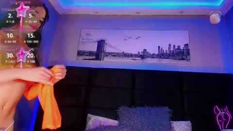 vanessacastroo online show from March 11, 2025, 12:50 pm