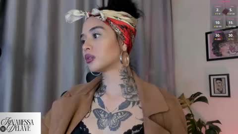 Snapshot of vanessart_ chatting on October 7, 2025, 1:25 am Vanessa online show from October 7, 2025, 1:25 am