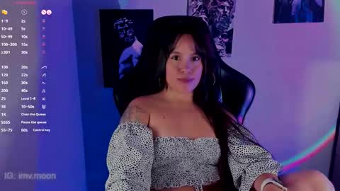 Snapshot of vanne_moon chatting on October 27, 2025, 2:26 am Vanne Moon online show from October 27, 2025, 2:26 am