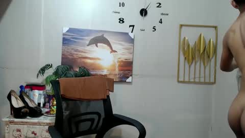 Snapshot of vanxxx2005 chatting on January 18, 2025, 11:00 pm vanxxx2005 online show from January 18, 2025, 11:00 pm