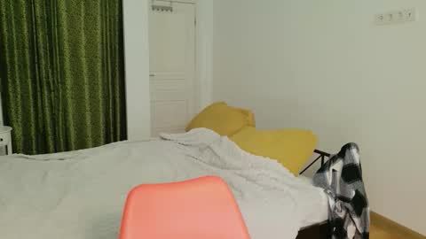 Snapshot of vaolietkat chatting on October 23, 2025, 6:34 am vaolietkat online show from October 23, 2025, 6:34 am