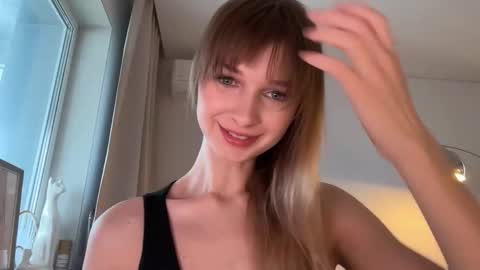 Heeeeey Im Hanna the art of tease  online show from December 5, 2025, 5:27 am