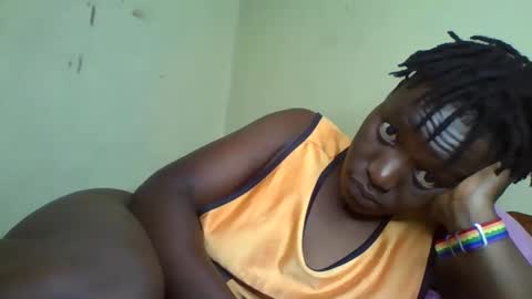 Snapshot of vee_tommy chatting on December 11, 2024, 8:04 am Vee tommy online show from December 11, 2024, 8:04 am