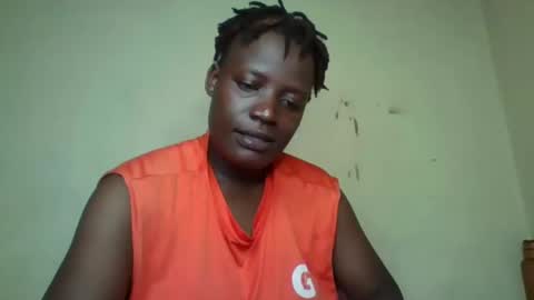 Snapshot of vee_tommy chatting on December 29, 2024, 12:55 pm Vee tommy online show from December 29, 2024, 12:55 pm