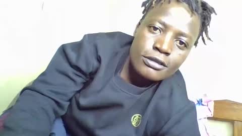 Snapshot of vee_tommy chatting on January 3, 2025, 9:15 pm Vee tommy online show from January 3, 2025, 9:15 pm