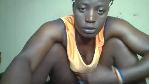 Snapshot of vee_tommy chatting on January 10, 2025, 12:15 pm Vee tommy online show from January 10, 2025, 12:15 pm