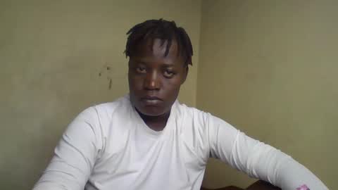 Snapshot of vee_tommy chatting on January 14, 2025, 12:14 pm Vee tommy online show from January 14, 2025, 12:14 pm