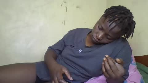 Snapshot of vee_tommy chatting on January 17, 2025, 9:06 am Vee tommy online show from January 17, 2025, 9:06 am