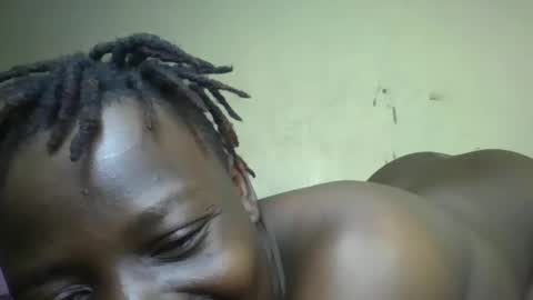 Snapshot of vee_tommy chatting on January 25, 2025, 6:34 am Vee tommy online show from January 25, 2025, 6:34 am