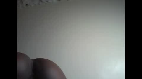 Snapshot of vee_tommy chatting on November 23, 2025, 7:52 am Vee tommy online show from November 23, 2025, 7:52 am