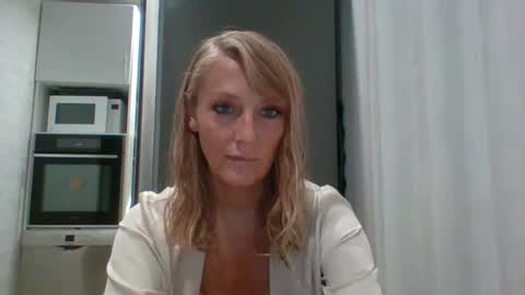Snapshot of veessa chatting on September 27, 2025, 6:13 pm Veessa online show from September 27, 2025, 6:13 pm