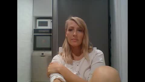 Snapshot of veessa chatting on October 23, 2025, 6:06 pm Veessa online show from October 23, 2025, 6:06 pm