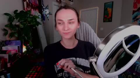 Snapshot of veeweatherbee chatting on February 12, 2025, 9:01 pm Violet Weatherbee online show from February 12, 2025, 9:01 pm