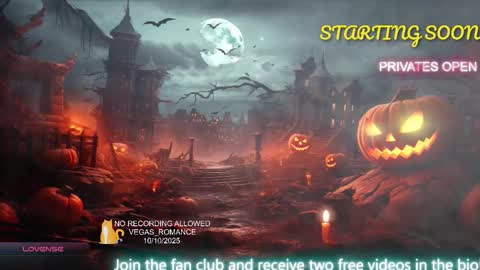 Snapshot of vegas_romance chatting on October 11, 2025, 12:10 am vegas_romance online show from October 11, 2025, 12:10 am