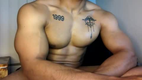 Vegas Love online show from December 1, 2025, 8:52 am