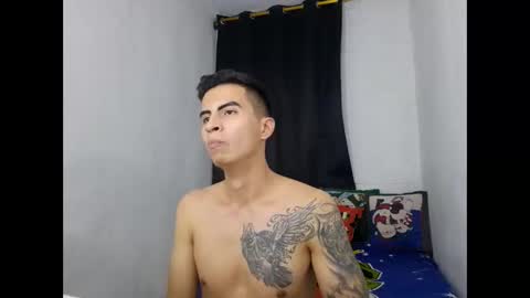 velk_hot1 online show from December 31, 2024, 2:51 am