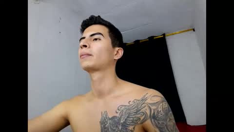 velk_hot1 online show from January 22, 2025, 1:42 am