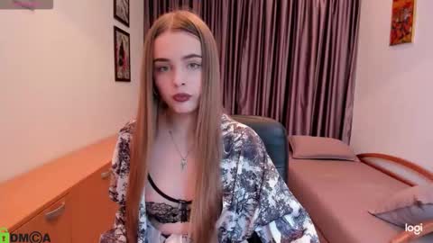 Snapshot of velora_vyxen chatting on October 15, 2025, 12:27 pm velora_vyxen online show from October 15, 2025, 12:27 pm