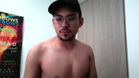 Snapshot of veluvb chatting on November 2, 2025, 8:22 pm veluvb online show from November 2, 2025, 8:22 pm