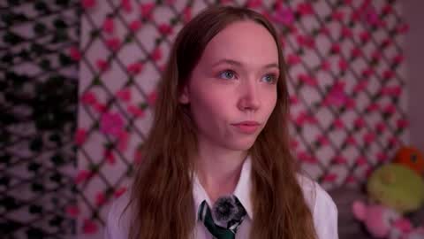 Polly online show from October 18, 2025, 1:08 am