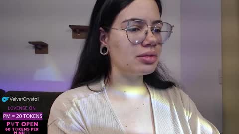  Crystal         PVT OPEN online show from November 8, 2025, 4:12 am