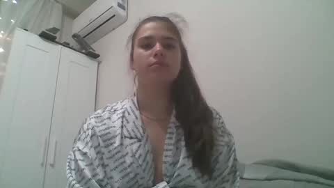 velveted_ivy online show from November 12, 2025, 10:48 am