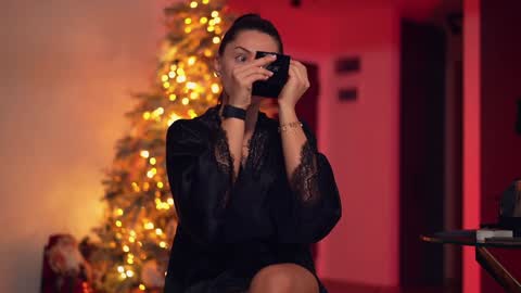 Snapshot of velvettangel chatting on December 18, 2024, 10:40 am Adalline online show from December 18, 2024, 10:40 am