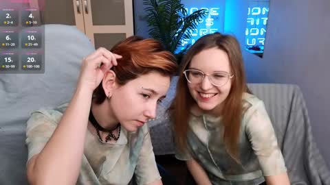 Snapshot of velvetvalkyries chatting on December 14, 2024, 1:27 pm CLEOshort hair TIna long hair online show from December 14, 2024, 1:27 pm