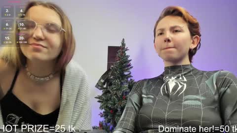 Snapshot of velvetvalkyries chatting on December 15, 2024, 7:53 pm CLEOshort hair TIna long hair online show from December 15, 2024, 7:53 pm