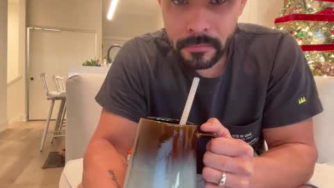 vendickx online show from December 4, 2025, 3:10 pm