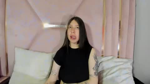 Snapshot of venurmorgan chatting on September 18, 2025, 4:09 pm venurmorgan online show from September 18, 2025, 4:09 pm