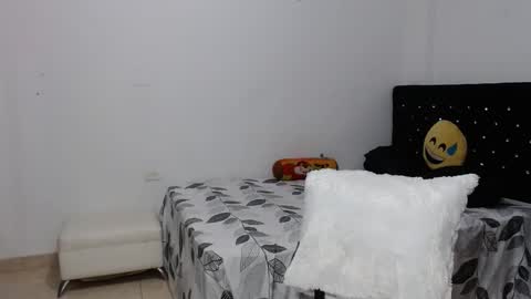Snapshot of venus_menoza chatting on December 29, 2024, 7:32 pm venus_menoza online show from December 29, 2024, 7:32 pm
