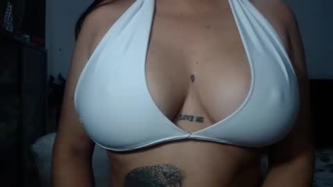 Snapshot of venus_menoza chatting on March 2, 2025, 11:50 am venus_menoza online show from March 2, 2025, 11:50 am