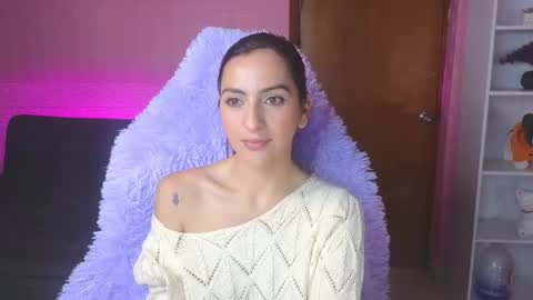 Snapshot of venus_s___ chatting on December 4, 2025, 3:16 am Sofi online show from December 4, 2025, 3:16 am