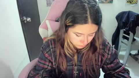 Snapshot of venussx_x chatting on November 11, 2025, 8:25 am Venus MY BDAY 29 SEPT online show from November 11, 2025, 8:25 am