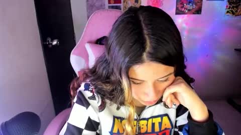 Snapshot of venussx_x chatting on November 19, 2025, 4:34 am Venus MY BDAY 29 SEPT online show from November 19, 2025, 4:34 am