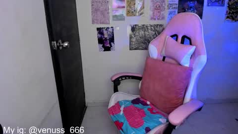 Snapshot of venussx_x chatting on December 14, 2025, 7:03 am Venus MY BDAY 29 SEPT online show from December 14, 2025, 7:03 am