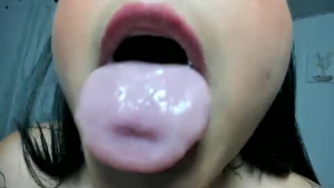 venus online show from November 19, 2025, 12:43 am