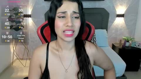 Nice to greet you my name is Vanessa  online show from December 4, 2024, 1:09 pm