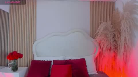 Snapshot of vera_gold_ chatting on December 17, 2025, 3:12 am Vera online show from December 17, 2025, 3:12 am