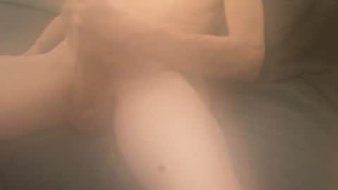 Snapshot of vern37 chatting on December 13, 2025, 10:37 pm vern37 online show from December 13, 2025, 10:37 pm