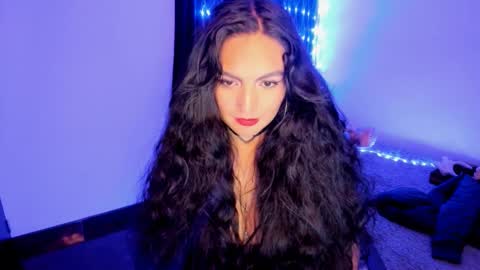 Snapshot of vero_jhonson chatting on December 18, 2024, 5:04 am  karolina online show from December 18, 2024, 5:04 am