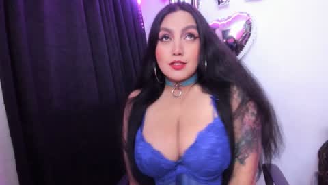 Snapshot of vero_jhonson chatting on February 9, 2025, 3:32 am  karolina online show from February 9, 2025, 3:32 am